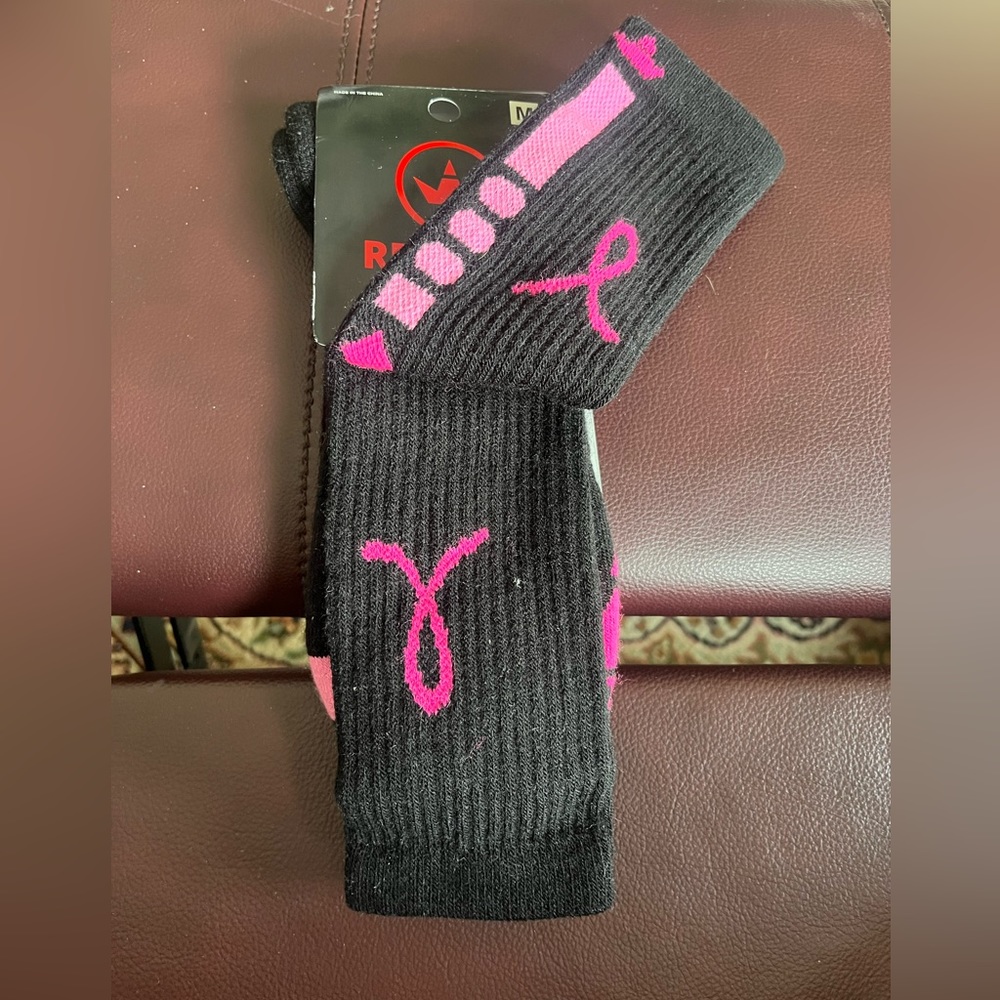 NWT All Sport Pink Ribbon Breast Cancer Awareness Socks. Size W 5-10, M 4.5-8.5.